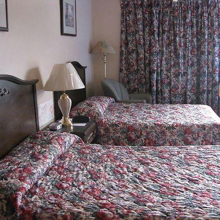 Chipican Motel Sarnia Eksteriør bilde